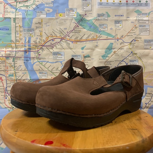 dansko 39
